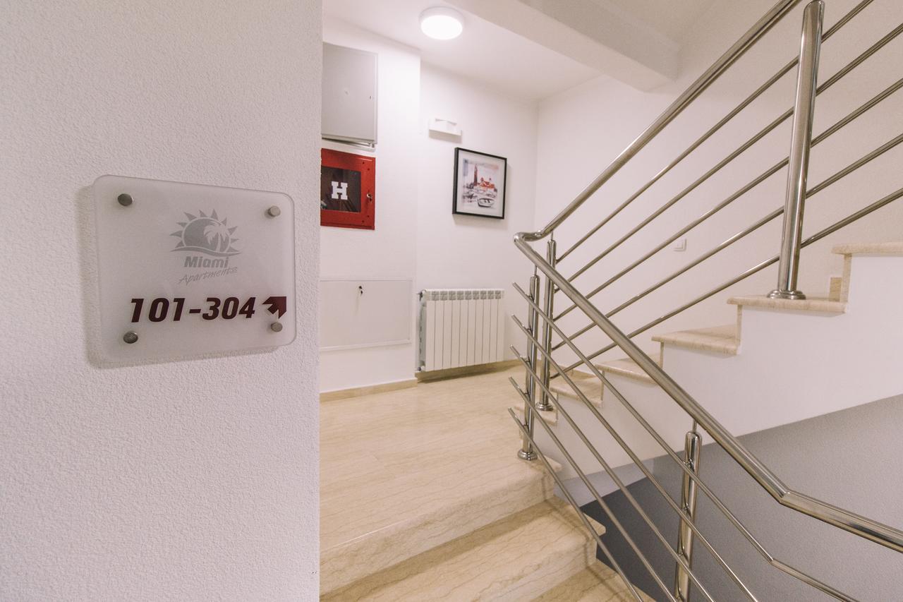 Miami Apartments Улцинь Экстерьер фото